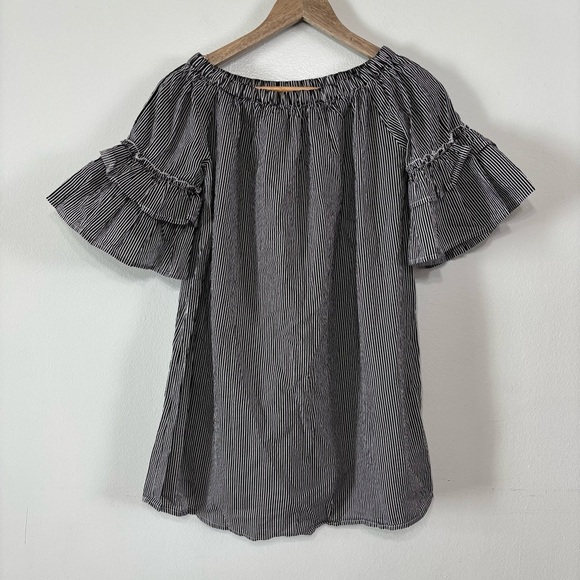 Rebellion Black/White 100% Cotton Striped Bell Sleeve Blouse Size M - Picture 1 of 5